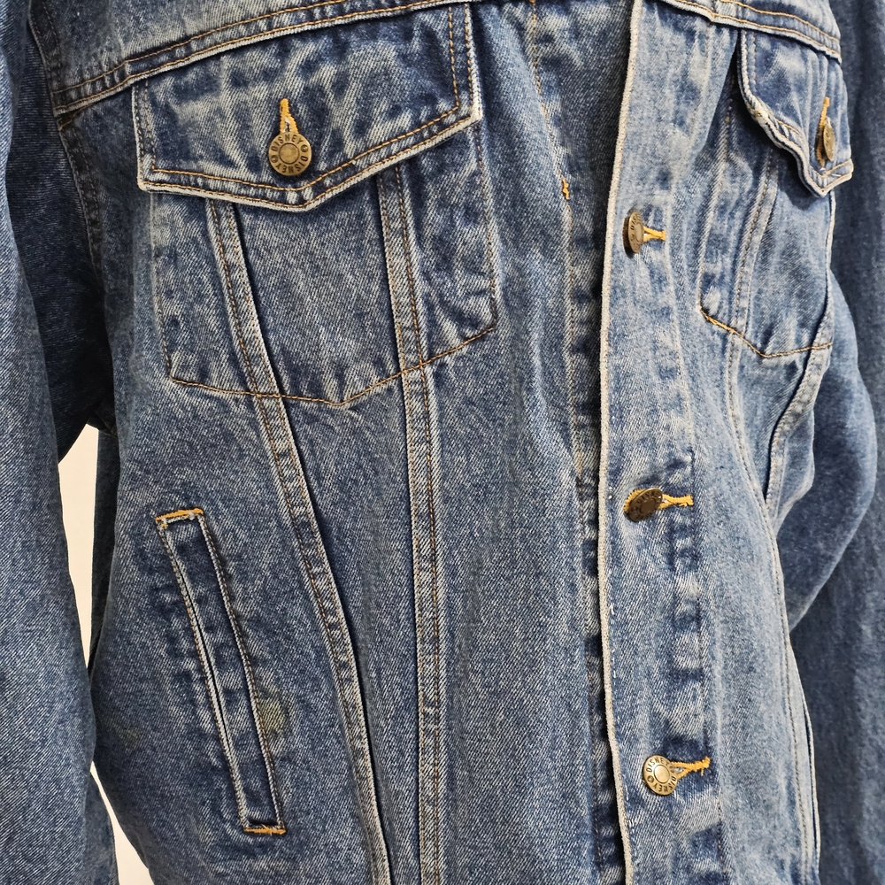 Vintage 90s Disney Store XL Denim Jacket Mickey And Friends - Picture 5 of 13